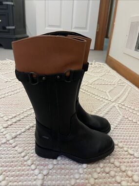 Clarks Black and Tan Toddler Riding Boots